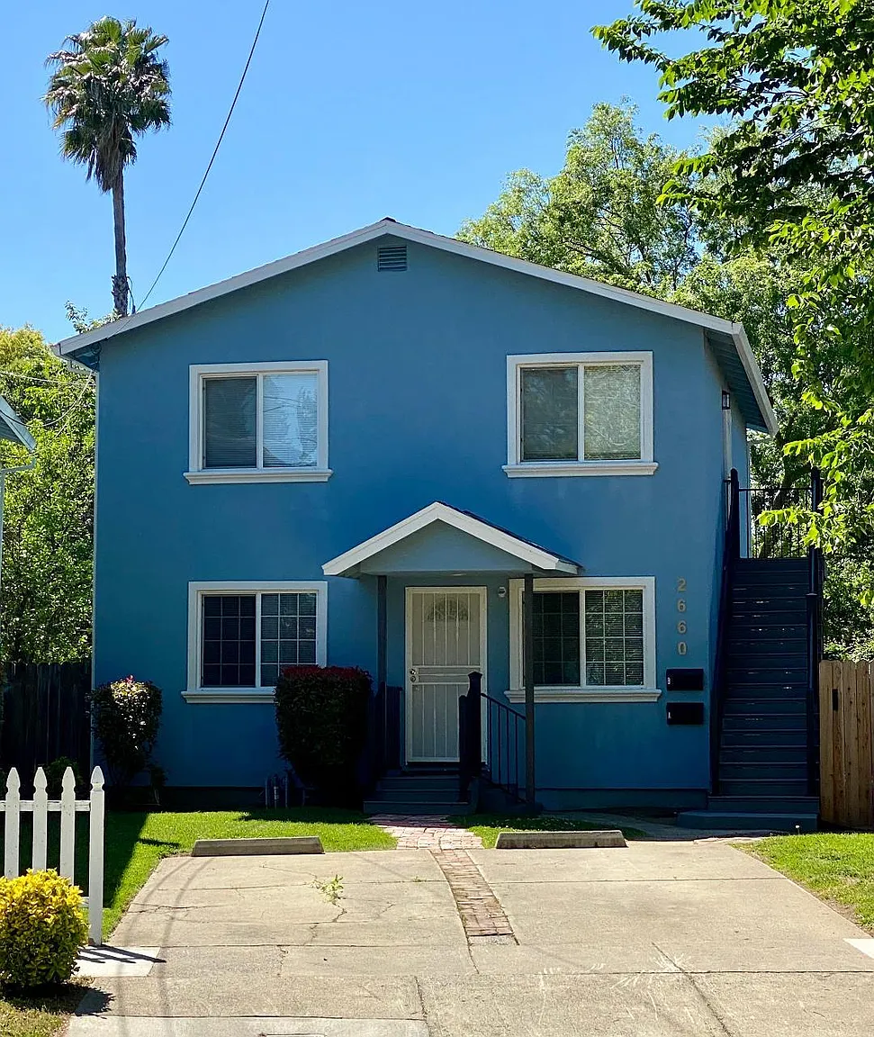 2660 Franklin Blvd photo 1
