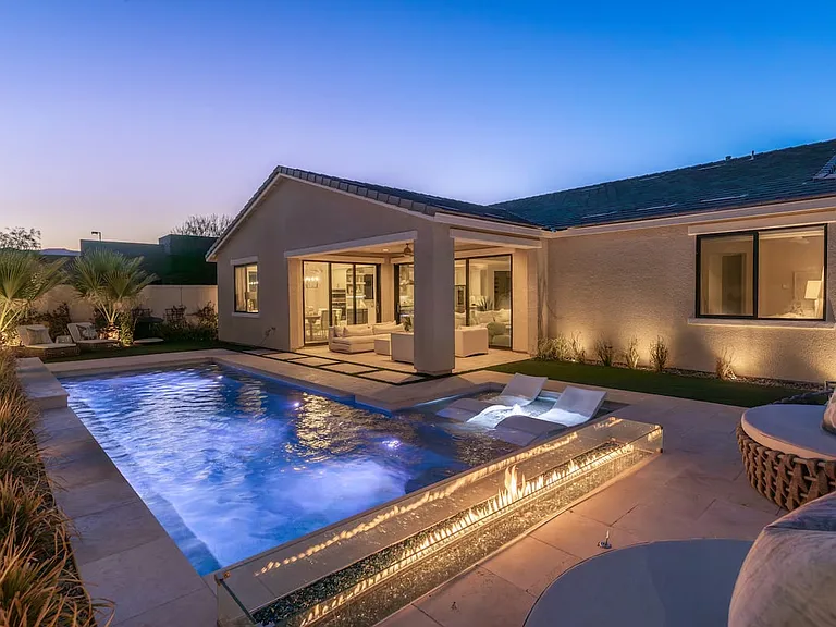 9347 Las Haciendas Rd — Photo 1