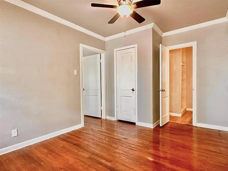 204 E 30th St #103 — Photo 5