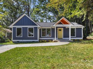 113 Pershing Rd, Asheville, NC 28805