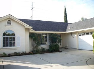 206 Shadowrun Ct, Redding, CA 96003
