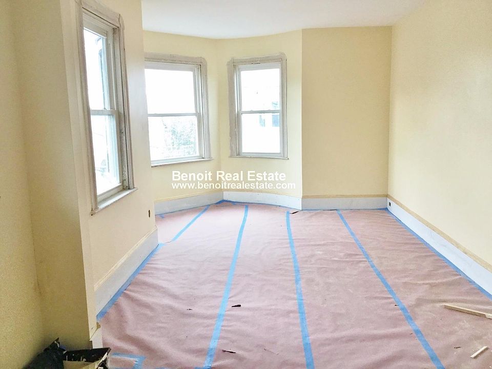 2nd image of 45 Lowell St #2
