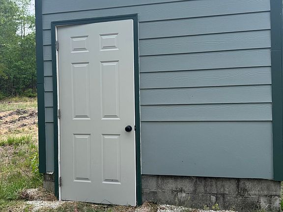 3rd image of 4417 Etterle Road