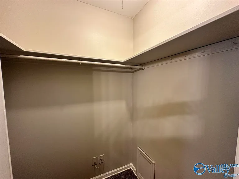 7520 Clubfield Dr SW — Photo 13
