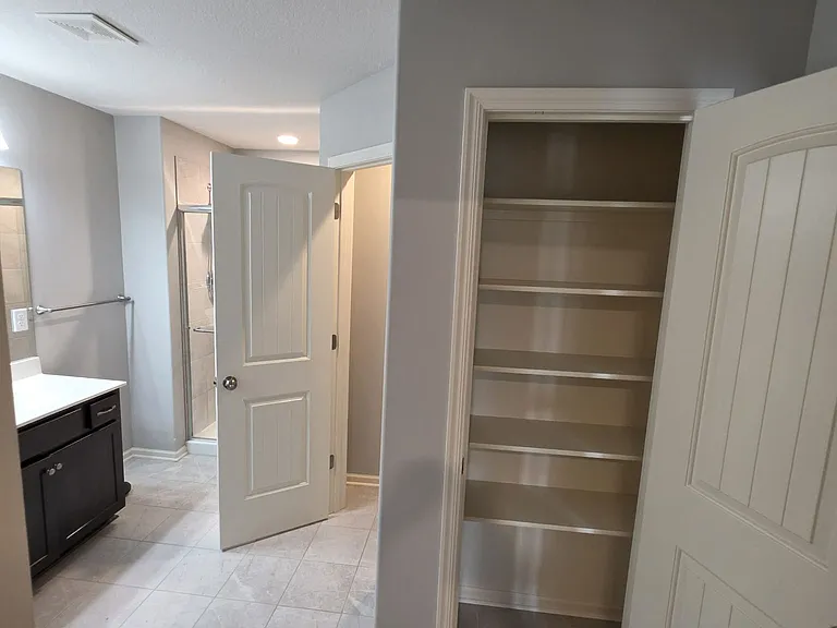 1001 SW Arborfair Dr — Photo 19