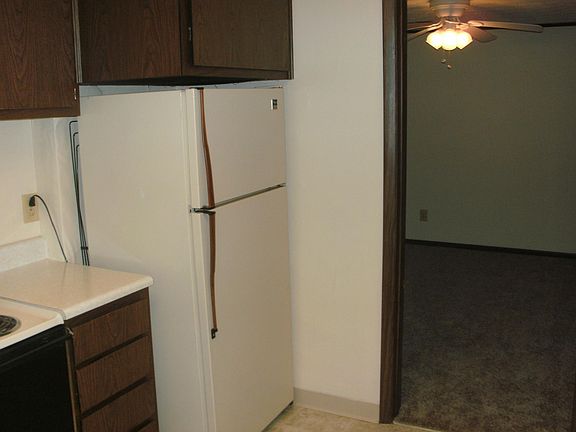 3rd image of 5008 Worchester Dr