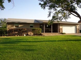 1270 N Brookside Dr, Colby, KS 67701