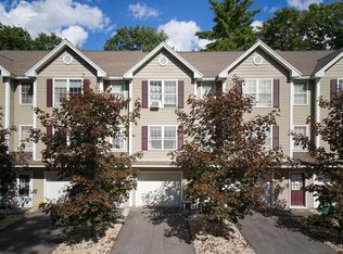 20 Split Rock Dr, Rochester, NH 03839