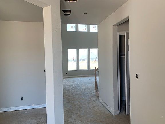 3rd image of 11814 Citta Bella Ct