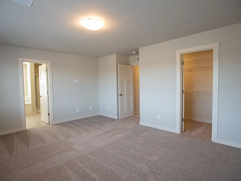 63264 Peale St — Photo 13