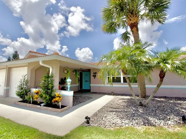 5015 Pelican Dr, New Port Richey, FL 34652