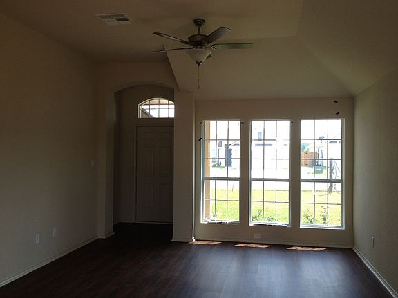 4th image of 15111 Pidmont Ln