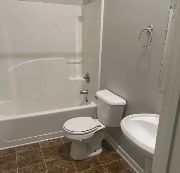 925 Greenwood Ave NE #D — Photo 10
