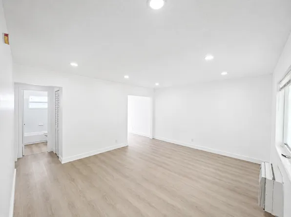 1927-1929 Roosevelt St #4-B, Hollywood, FL 33020