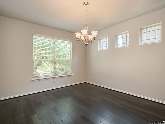 4th image of 27915 Dana Creek Dr