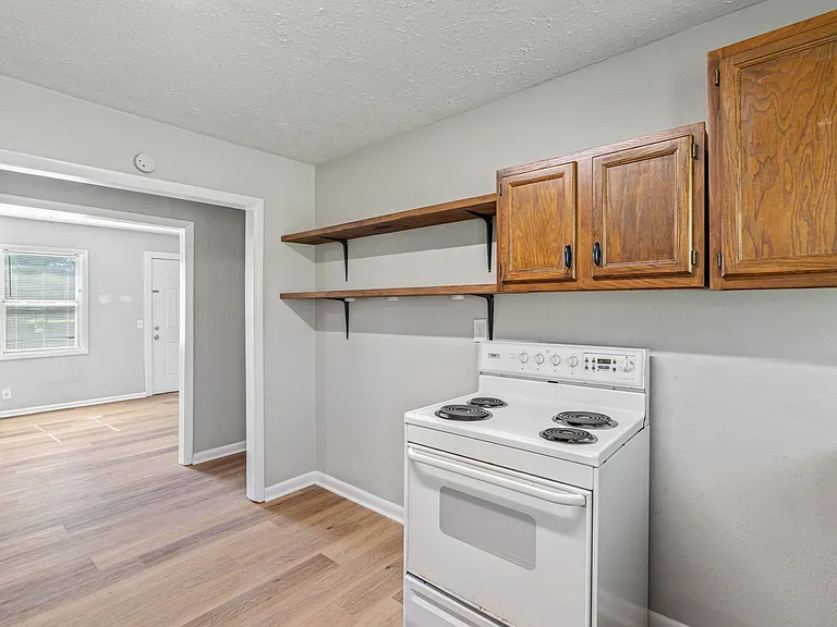 3813 Fairmont Blvd NE #2 — Photo 9