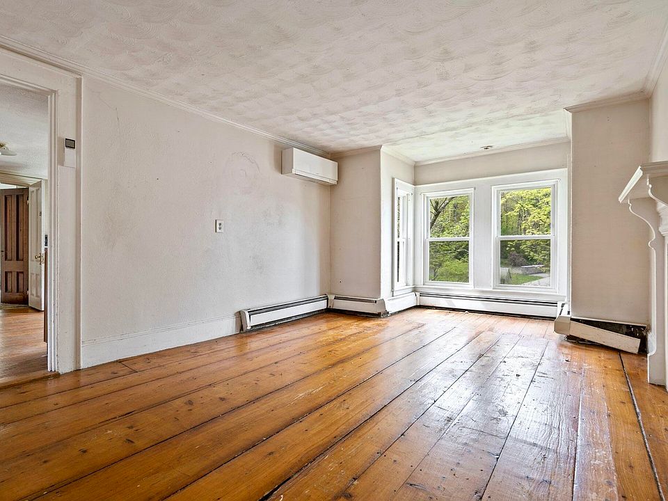 25th image of this home