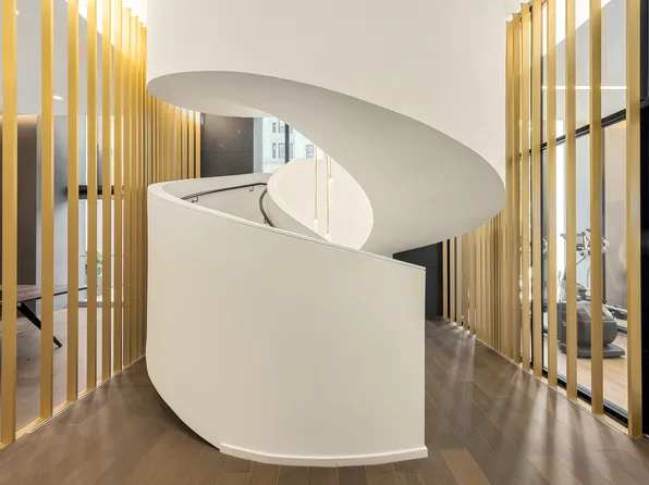 277 5th Avenue image 16 of 35