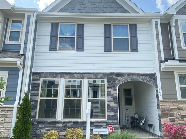 240 Douglas Falls Dr, Wendell, NC 27591