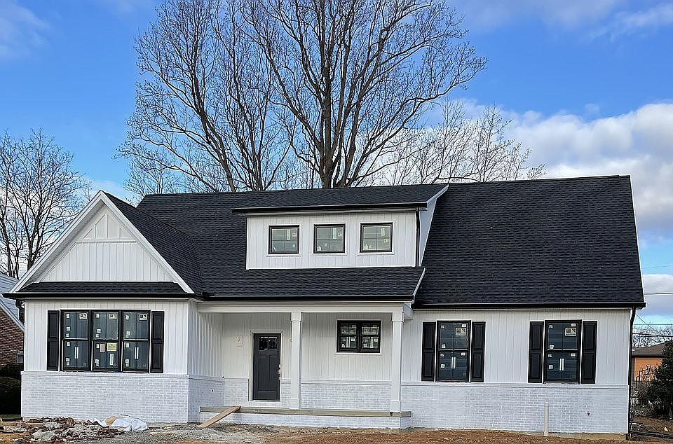 1st image of 311 Cedar Ave