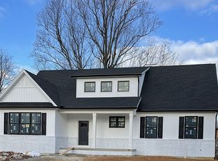 311 Cedar Ave, Hershey, PA 17033