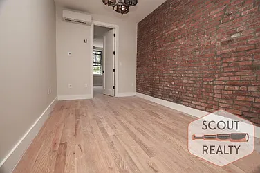 Rented by SCOUTBK.COM