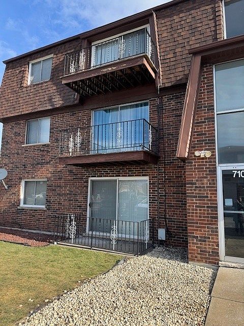 2nd image of 7101 166th St APT 2C