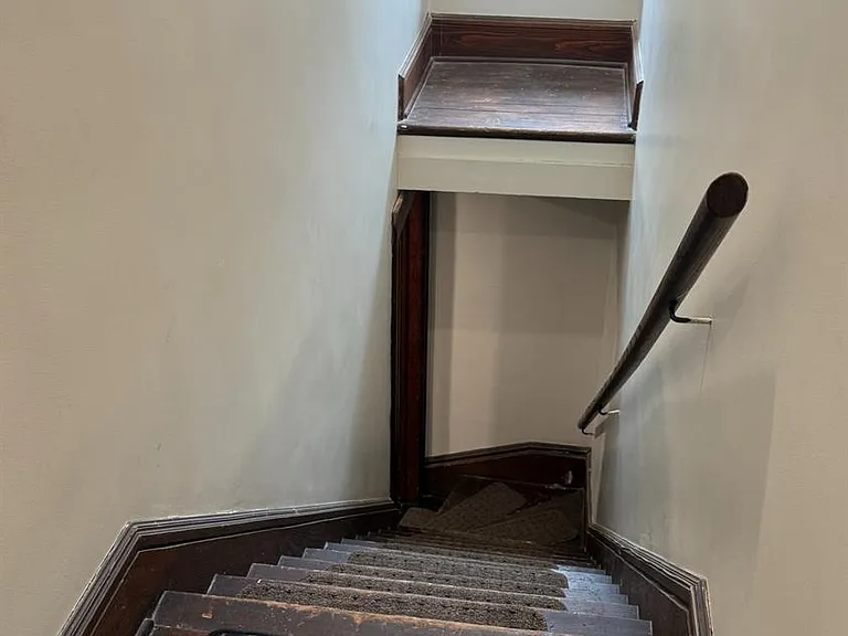25 Mountain Ave — Photo 7