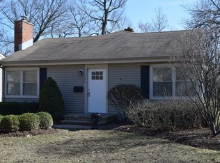 745 Willis St, Glen Ellyn, IL 60137