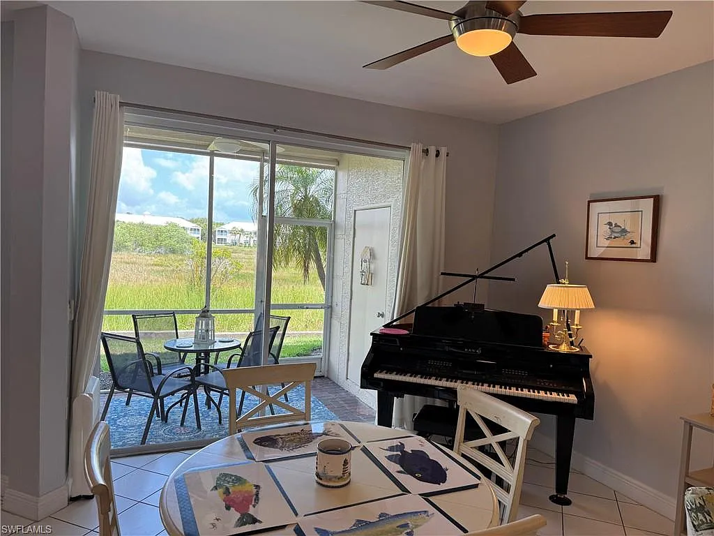 2 bed, 2.0 bath, 1279 sqft, $5,000 — Photo 3