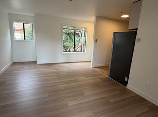 714 College Ave APT 3, Santa Rosa, CA 95404