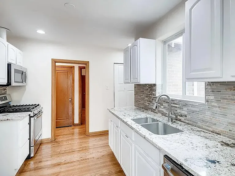 401 S University Blvd — Photo 8