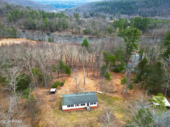 245 Lcpl Jacob Beisel Rd, Lackawaxen, PA 18435