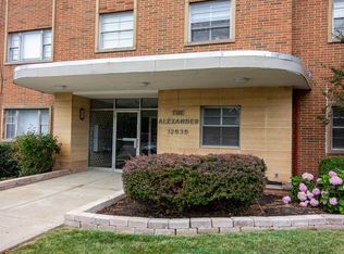 202-12030 Lake Ave, Lakewood, OH 44107