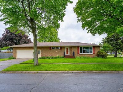 71 Coventry Rd, Williamsville, NY, 14221