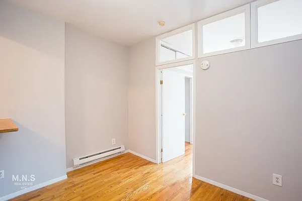 Rented by MNS Marketing | media 10