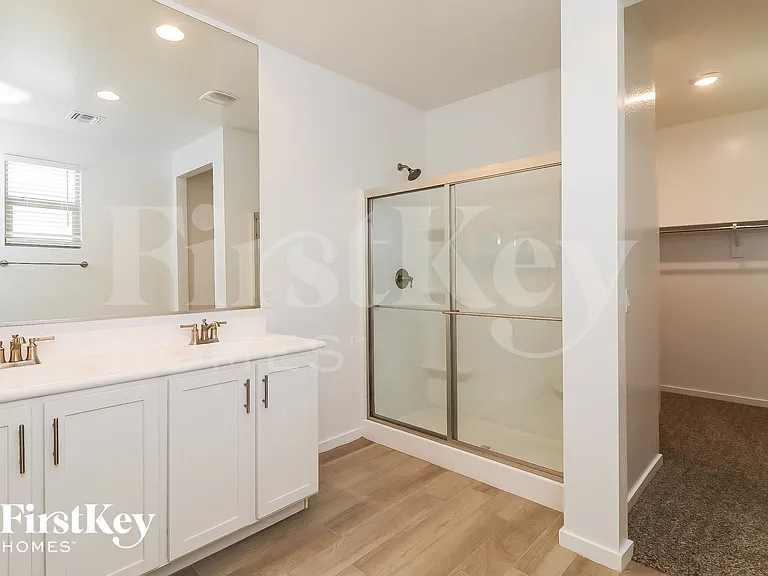10245 W Wood St — Photo 11