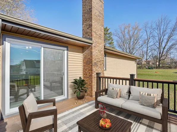 2401 Eulalia St, Cross Plains, WI 53528