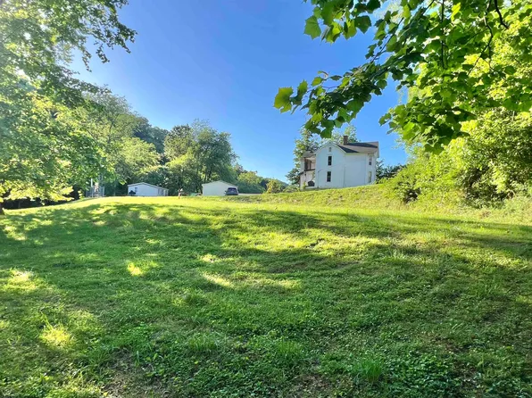 S Main St, Burnsville, WV 26335