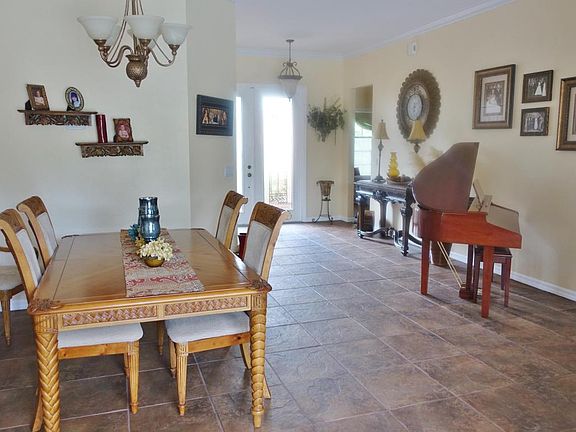 5th image of 2431 NW Windemere Dr