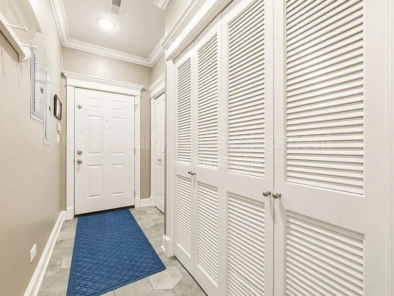 3934 N Janssen Ave #4 — Photo 20