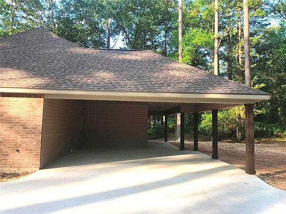 3rd image of 443 Sherwood Dr