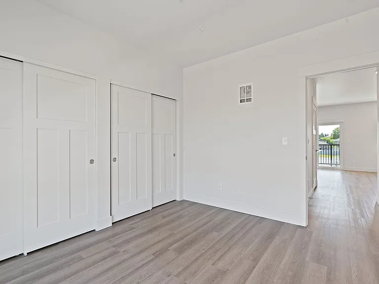 Fairways Apartments — Photo 30