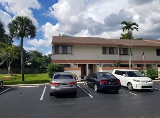 4208 SW 70th Ter, Davie, FL 33314