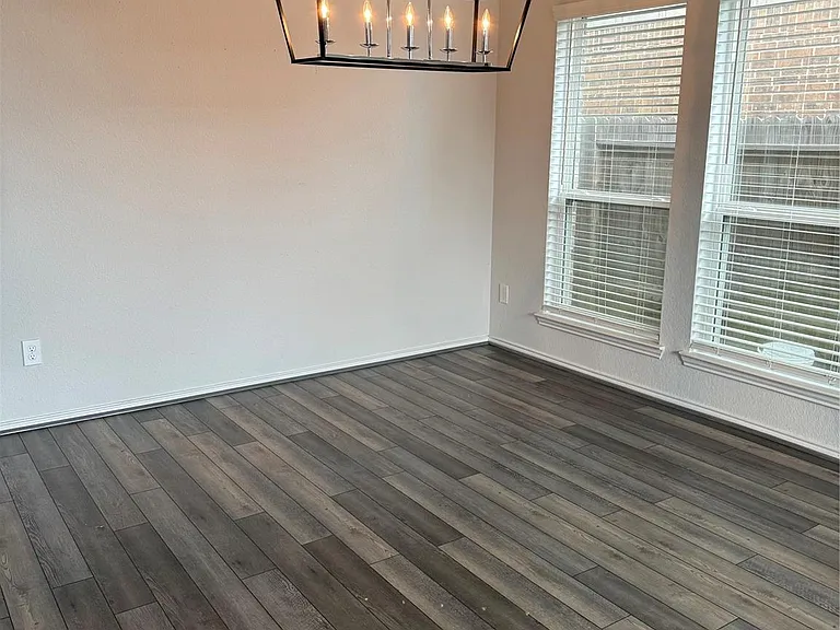 5186 Dry Hollow Dr — Photo 13
