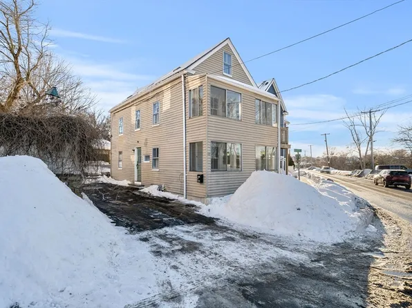 23 River St, Salem, MA 01970