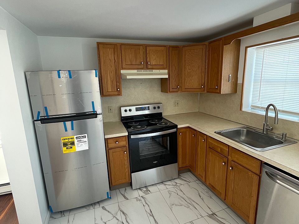 1st image of 4017 W Linden St #2