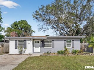441 E 5th St, Chuluota, FL 32766