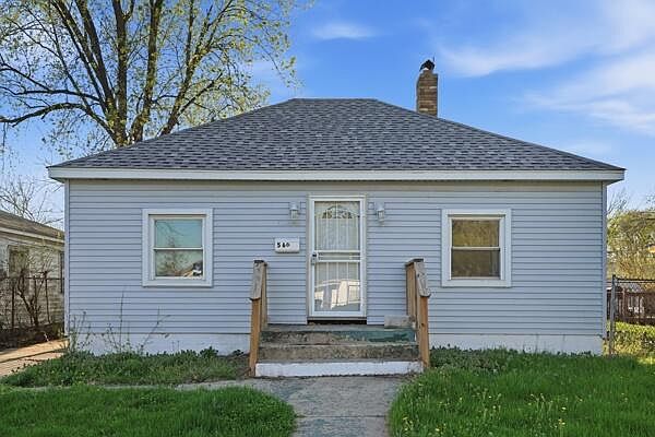 1st image of 560 Ralston St