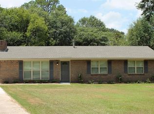 77 1st Pl, Wetumpka, AL 36092